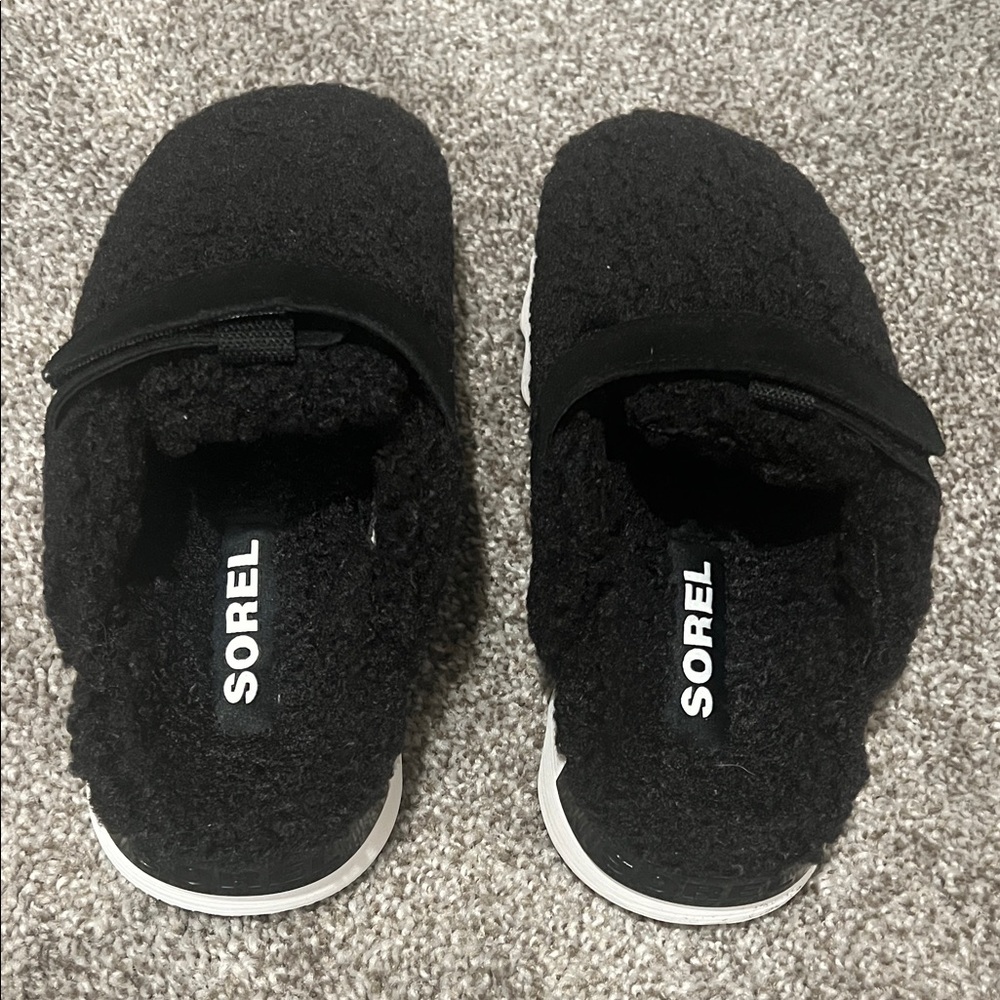 Sorel Black Viibe Faux Shearling Clog